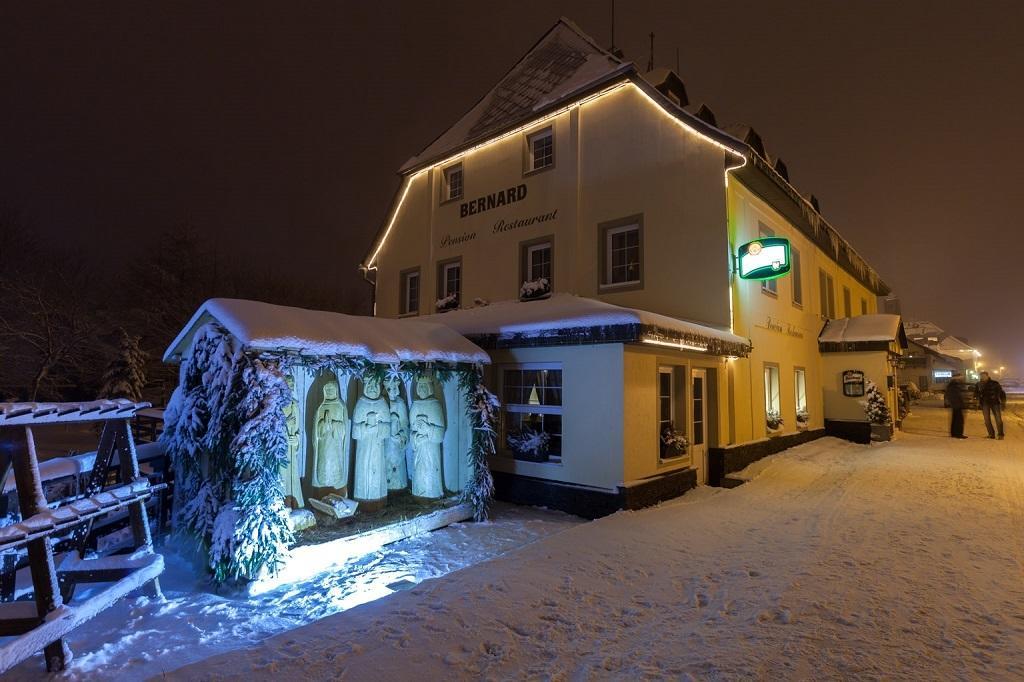 Hotel Penzion Bernard Boží Dar Exterior foto